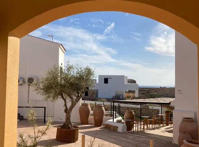 Sunset Menorca דירה