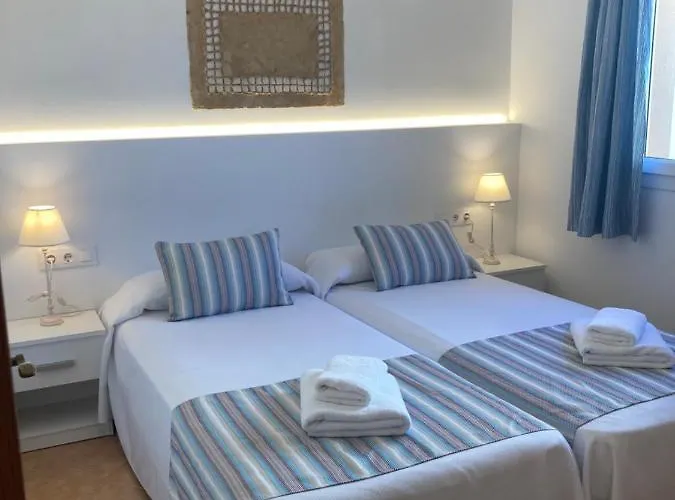 Sunset Menorca דירה